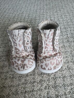 Toms Kids Leopard Canvas Sneakers - Pink and Tan